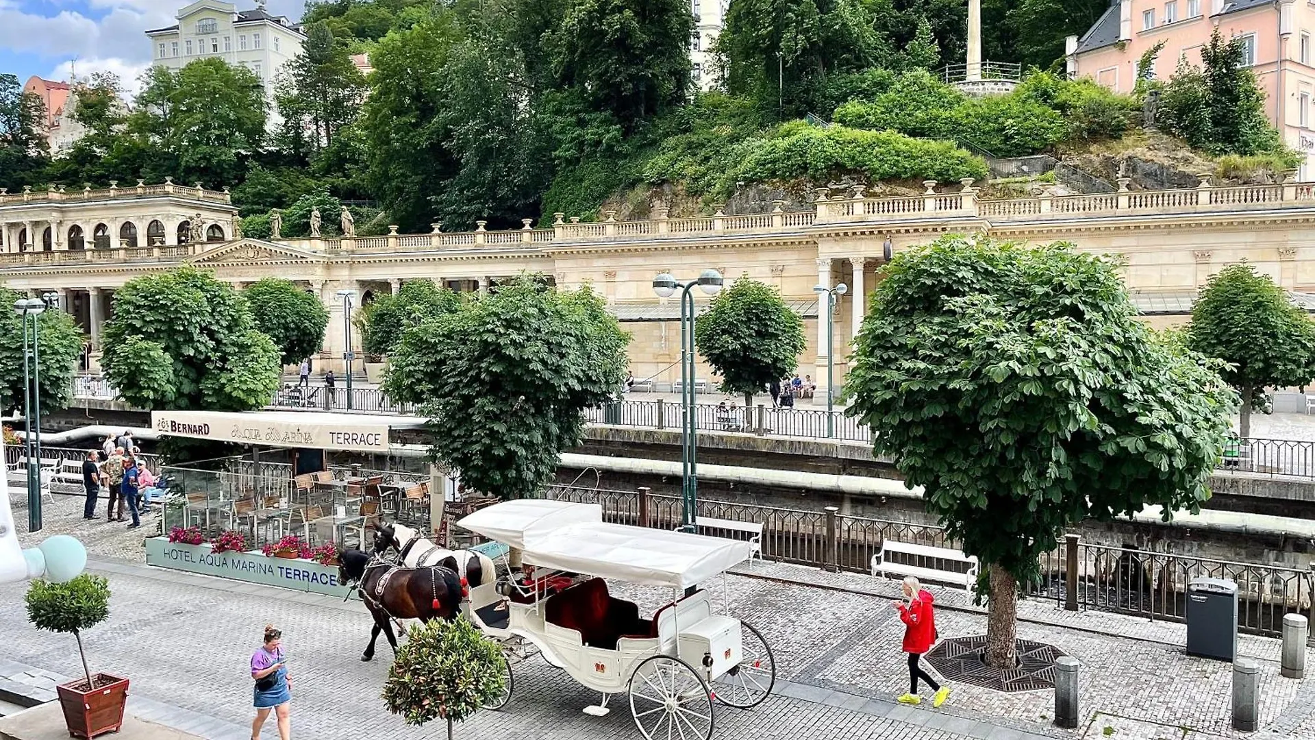 Carlsbad Grand Studio Michal Karlovy Vary